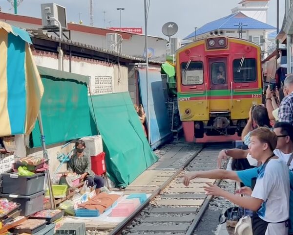Maeklong Railway Market